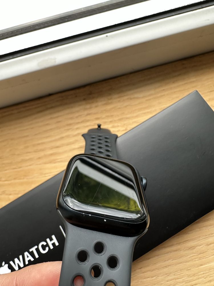 Apple Watch seriec 7 Nike 41 mm