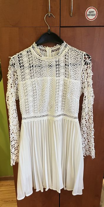 Біля плаття з мереживом, розмір S