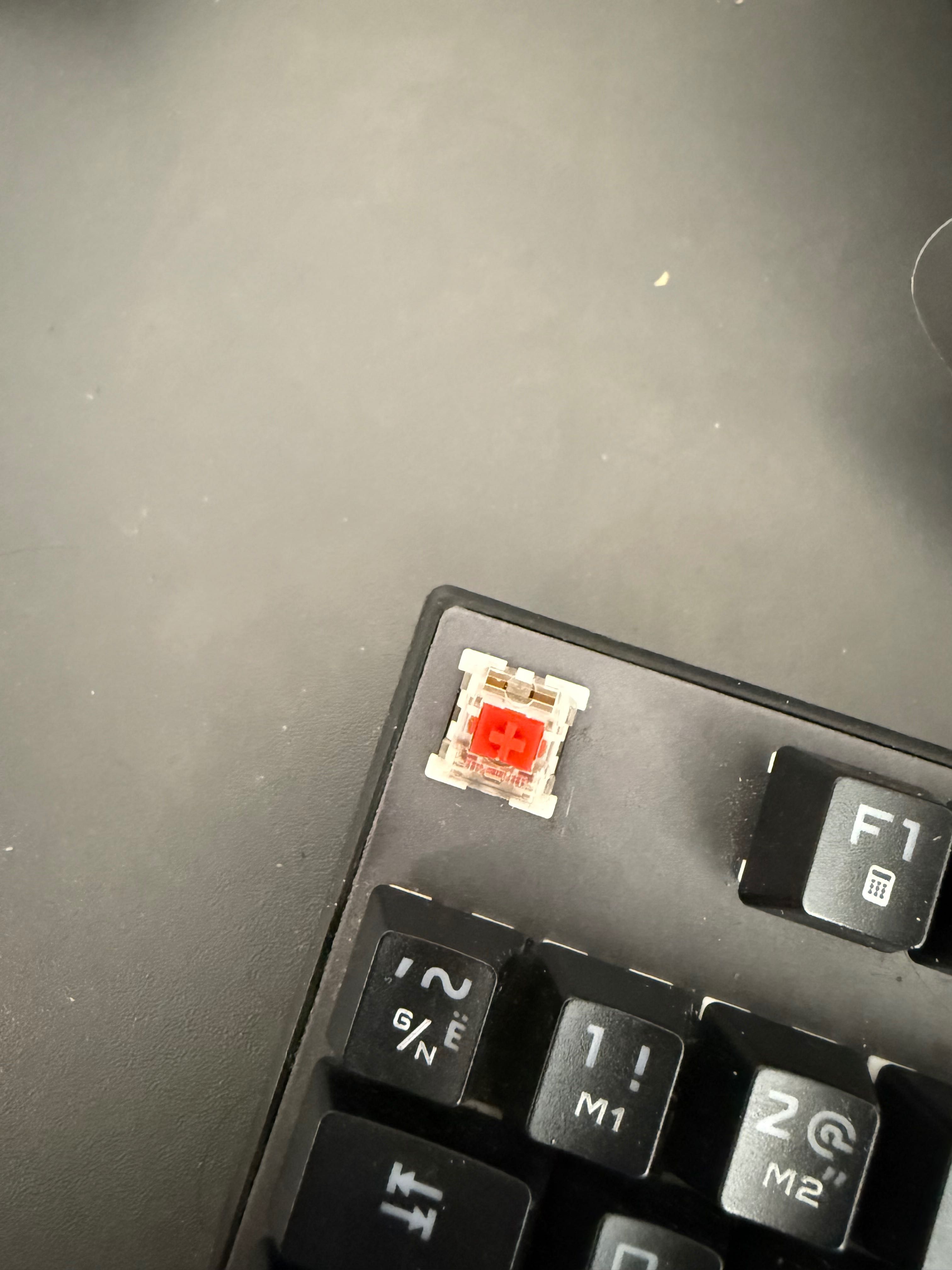 Механічна клавіатура hator starfall outemu red