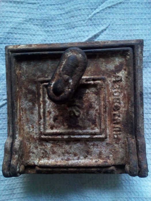 дверца печи выгребная чугун ссср