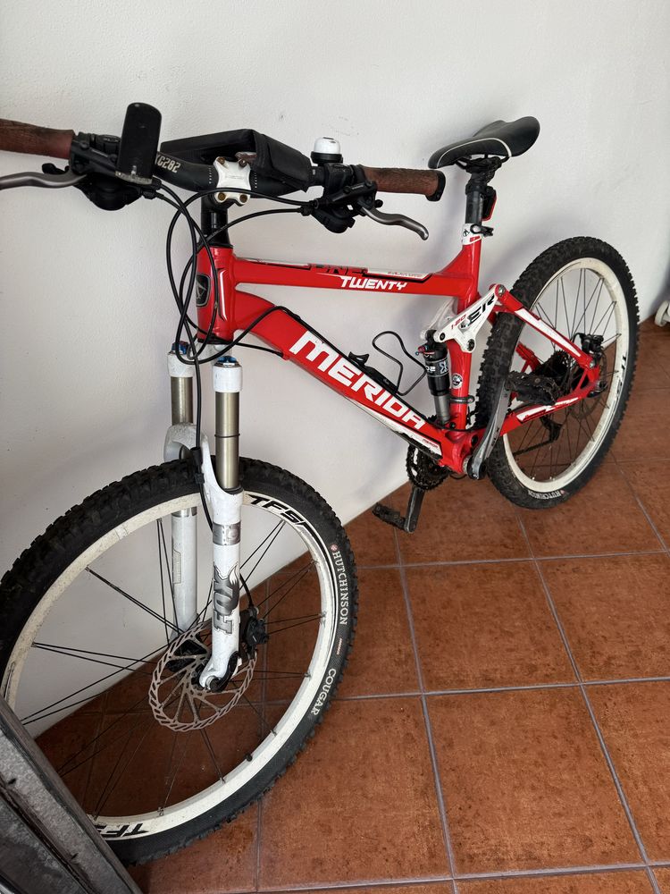 Vendo bicleta como nova