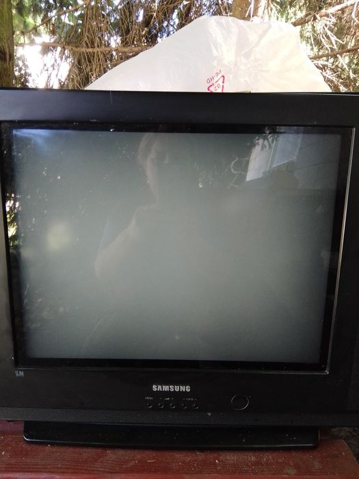 Telewizor Samsung kolorowy