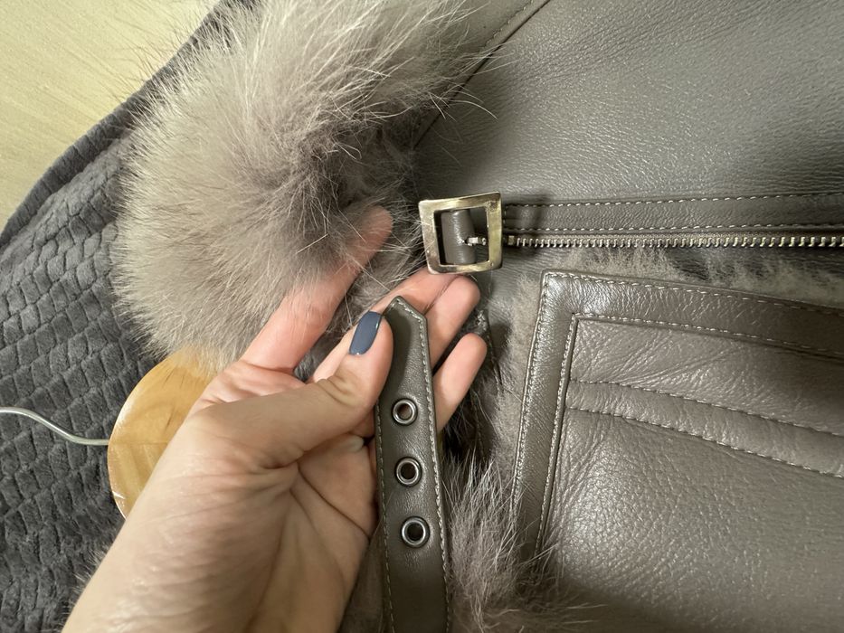 Стильна жiноча дублянка с натуральным хутром