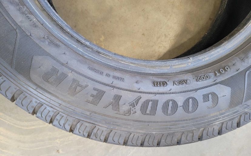 215 65 r16 c Goodyear