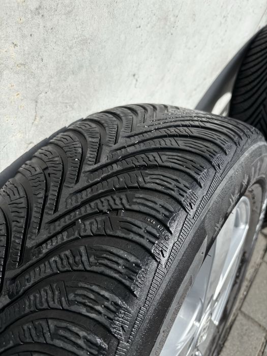 4x felgi aluminiowe 16” z oponami zima 215/60 99H Michelin Alpin