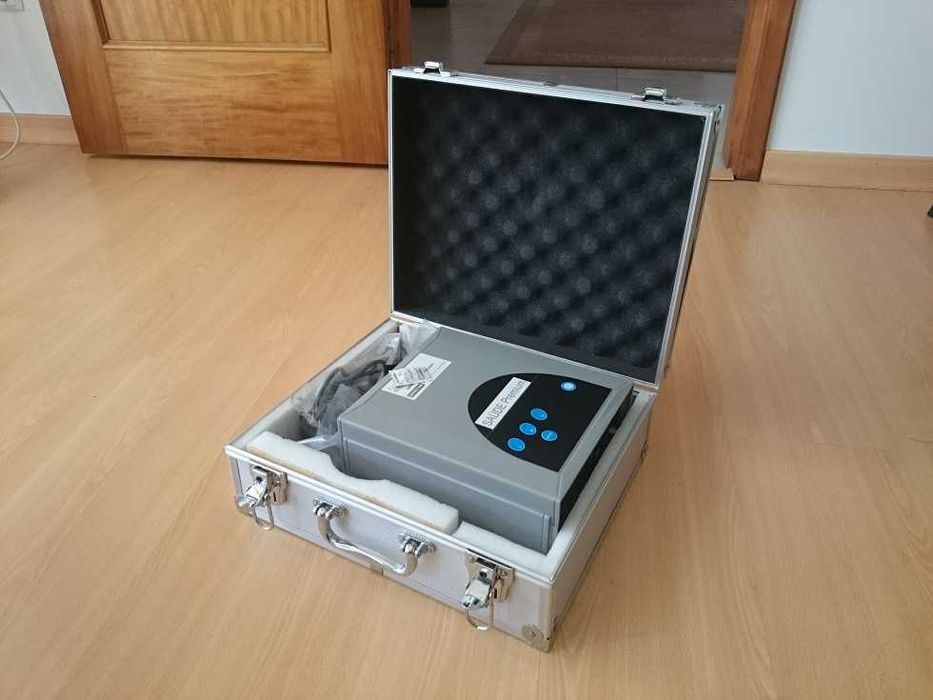 Aparelho/máquina de desintoxicação iónica