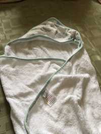 Новое детское полотенце уголок с капюшоном F&F