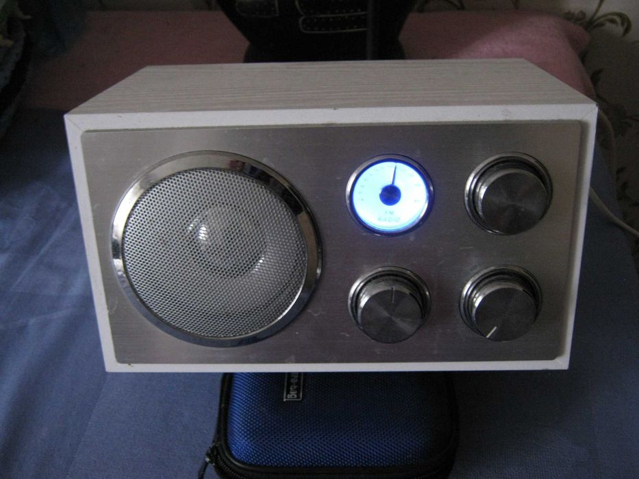 Радіоприймач FM TCM Німеччина