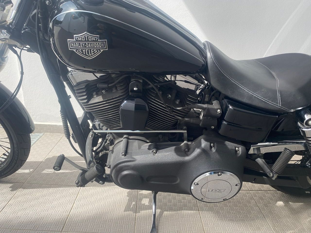Harley Davidson FXDWG Dyna Wide Glide 103