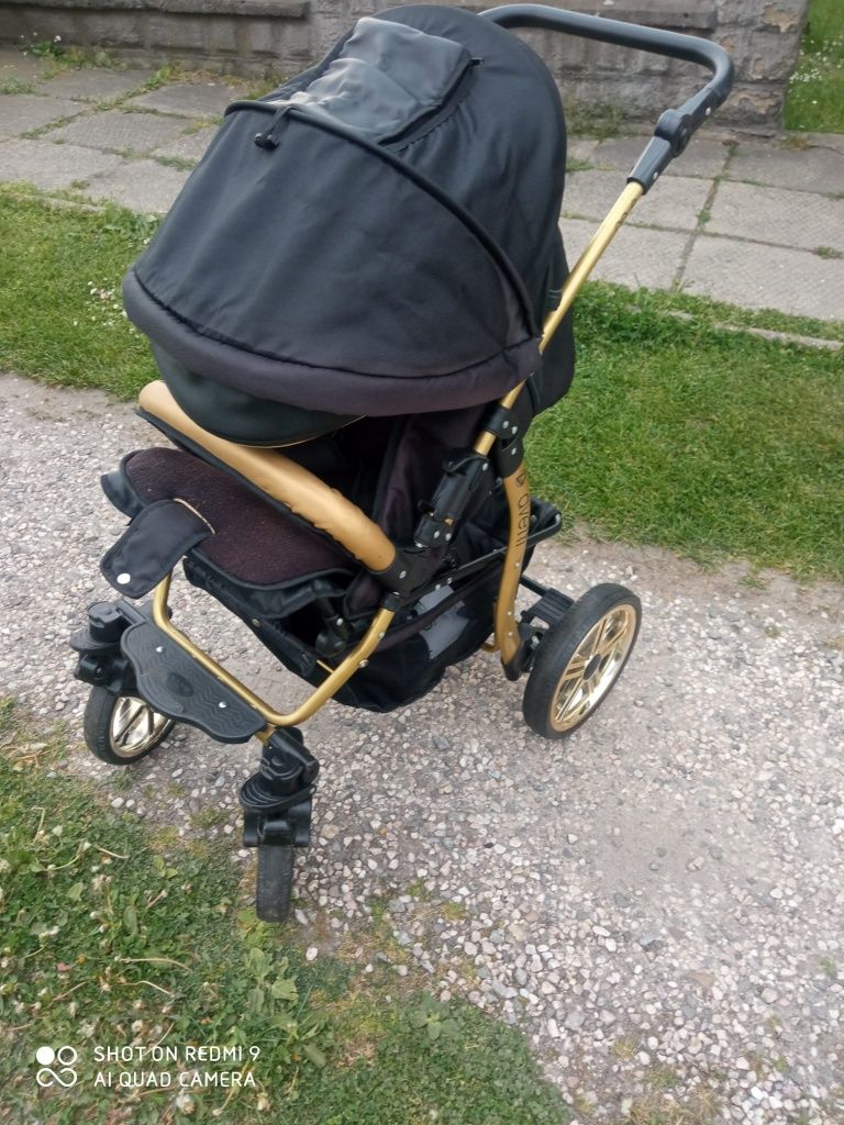 Wózek spacerowy Avetti Agile czarno - złoty