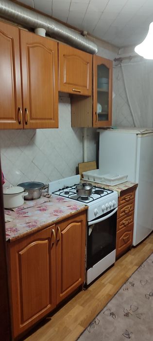 Возьму девочку на квартиру