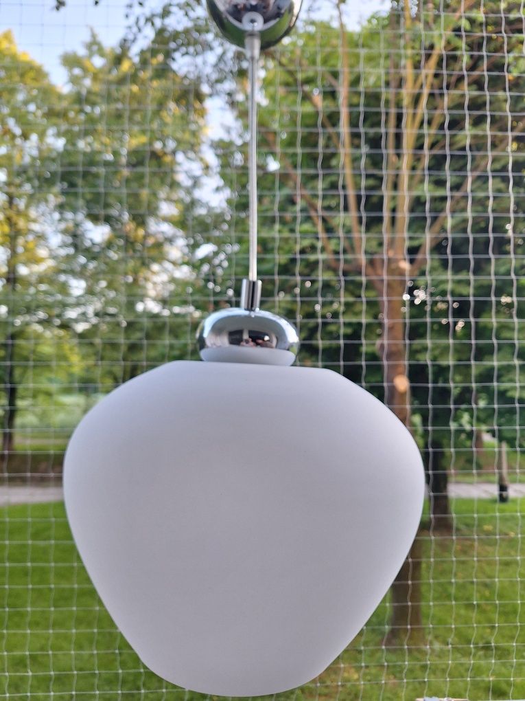 Lampa sufitowa biała