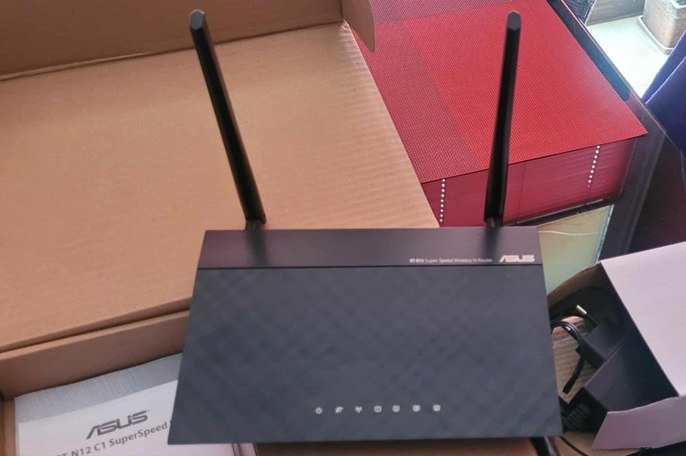 Продам маршрутизатор роутер Asus RT-N12 3in1 в чудовому стані