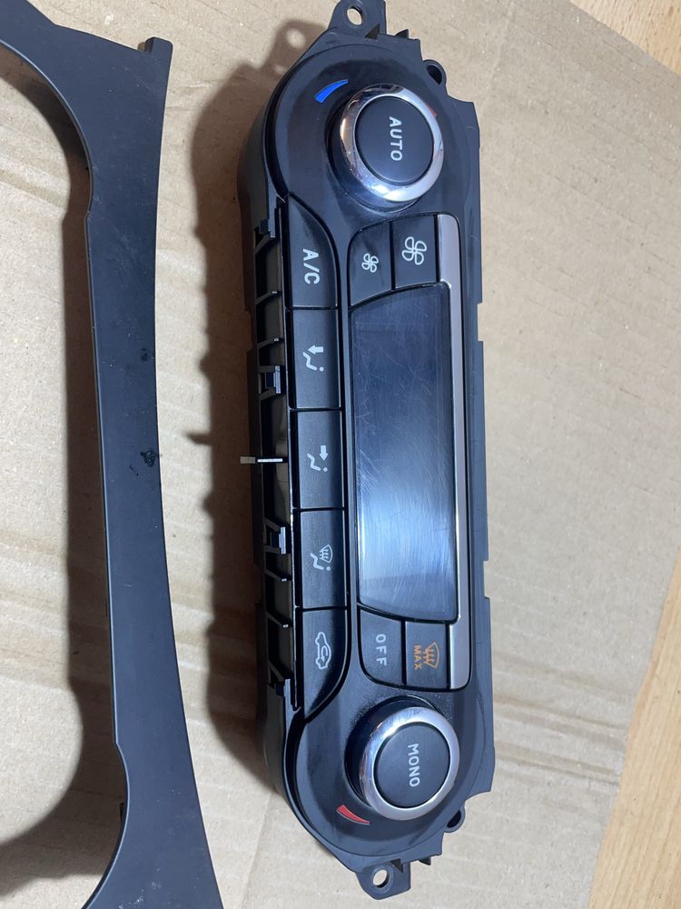Ford c-max mk2 panel nawiewu klimatyzacji ramka sprawny