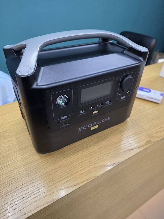Продам Ecoflow river pro 700w
