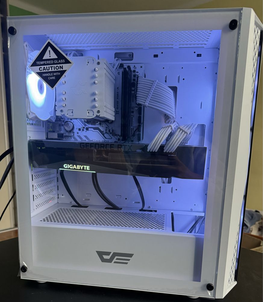 Komputer Ryzen 5 5600 / RTX 3070 Ti / 16GB RAM / SSD M.2