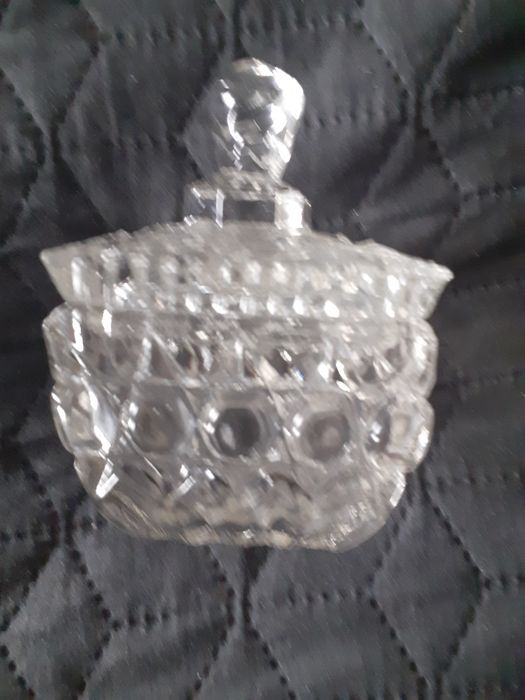 Cukierniczka krzysztalowa kwadratowa