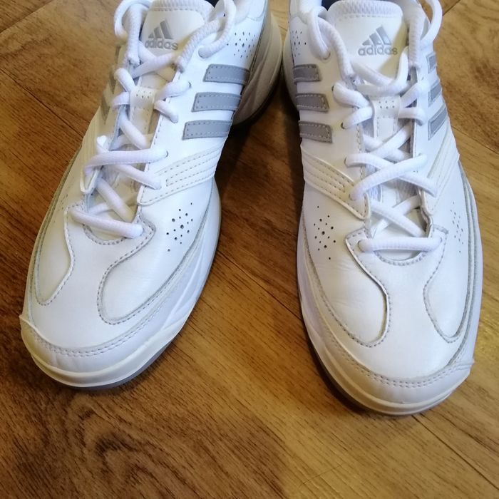 Кроссовки Adidas,оригинал.