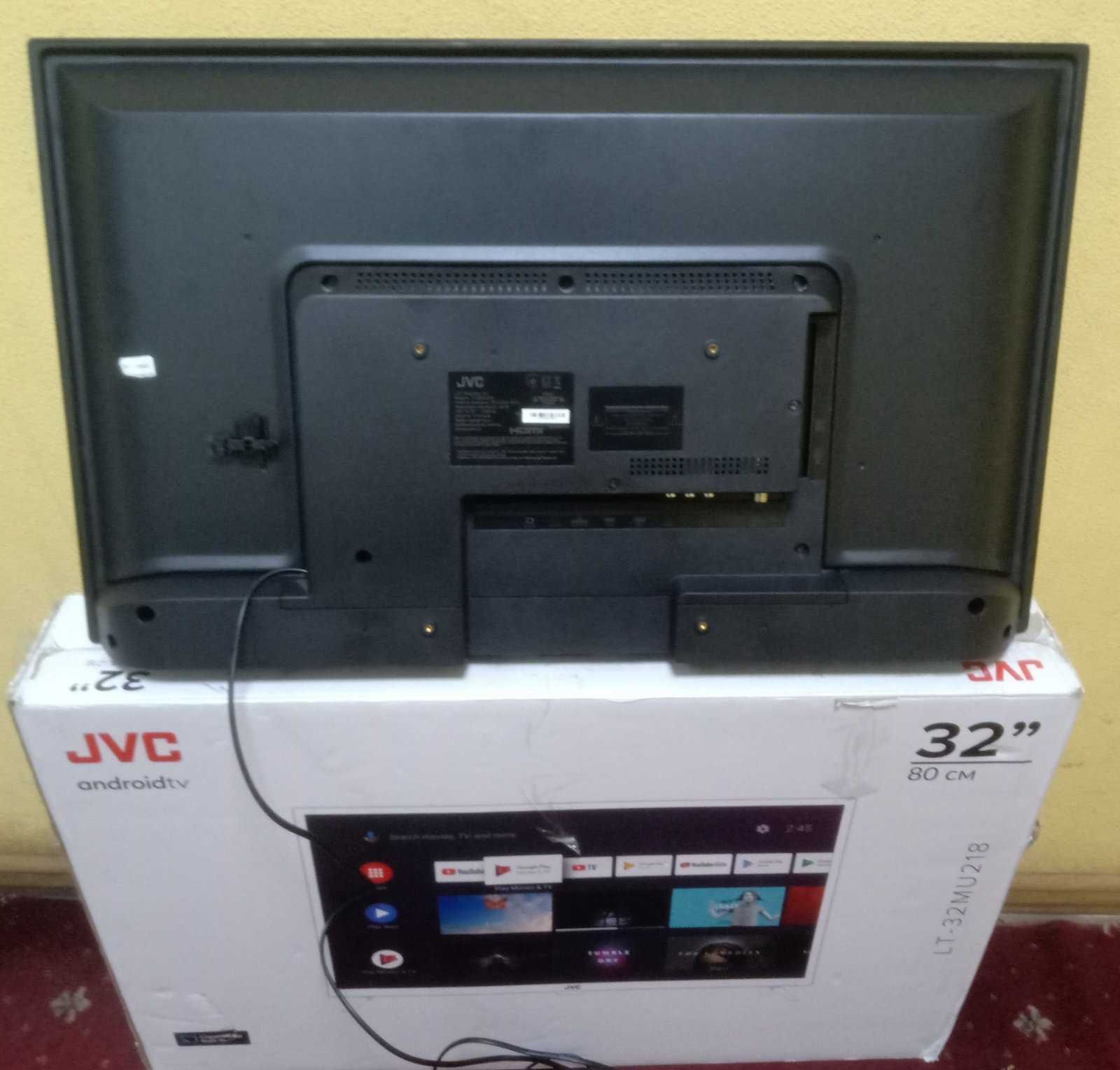 Телевизор JVC LT-32MU218 .