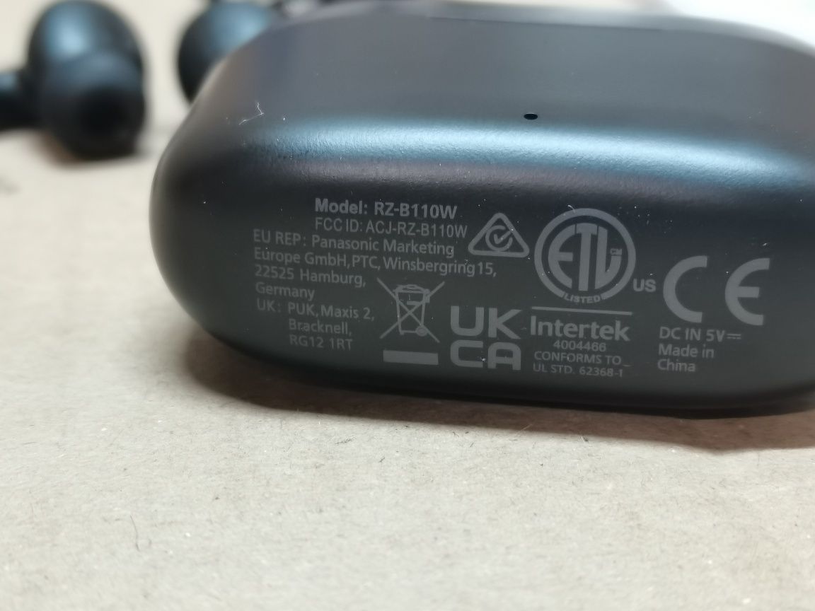 Słuchawki Panasonic RZ-B110W czarne bezprzewodowe