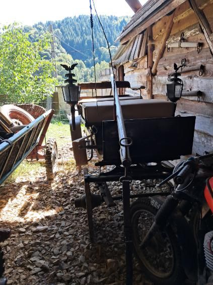 Bryczka wóz sanie i homonta