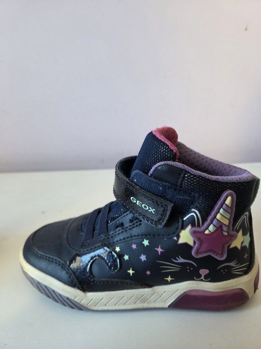 Buty Geox dla dziewczynki 28