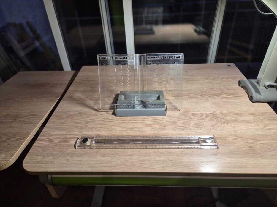 MOLL Winner compact confort  Kids Ergonomic Desk