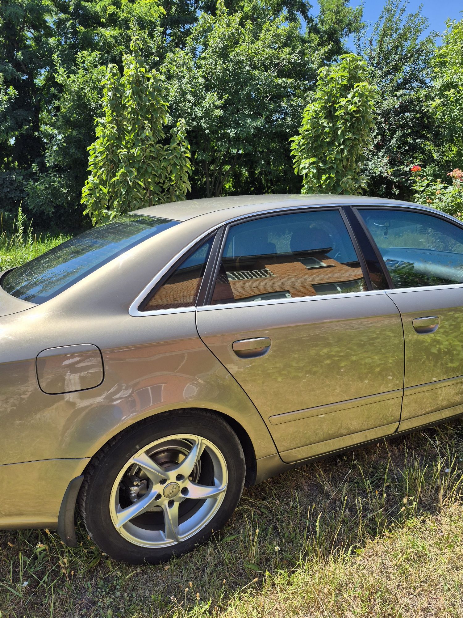 АУДІ А4 2006 року
