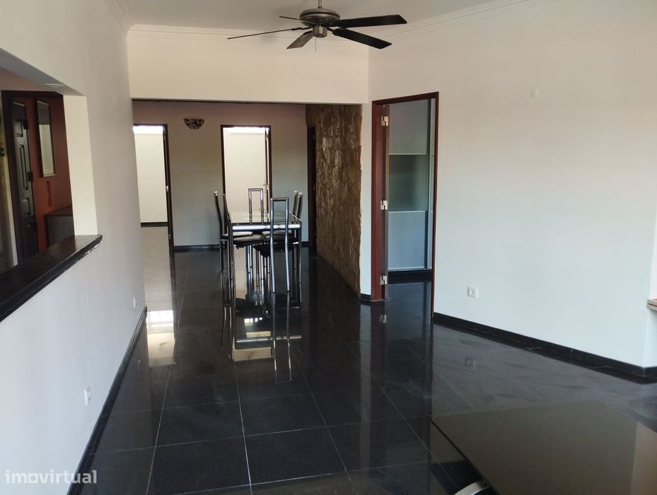 T3 para arrendar em carcavelos