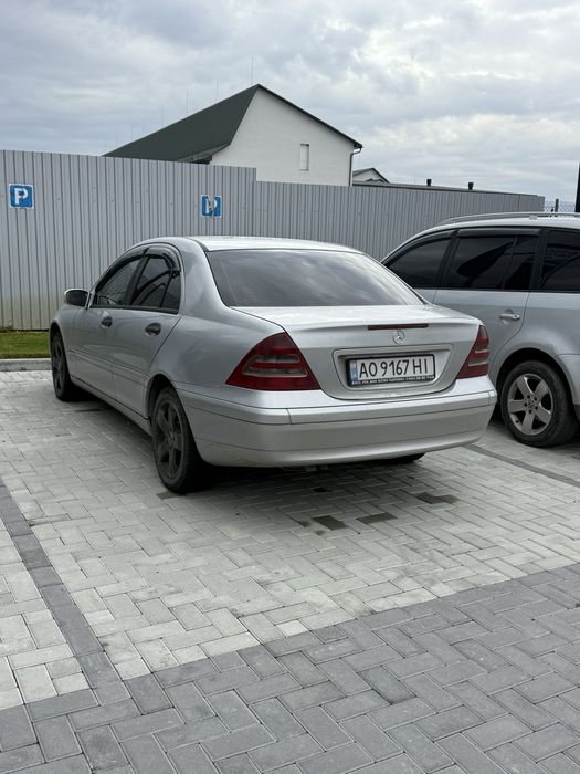 Продам мерседес c-class