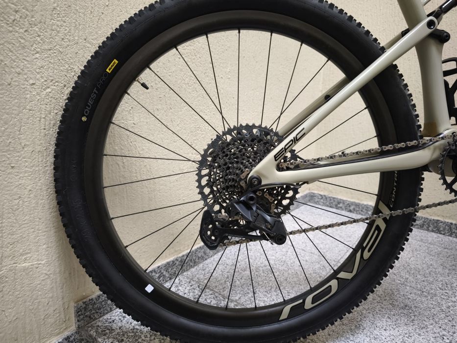 Specialized Epic Evo Expert