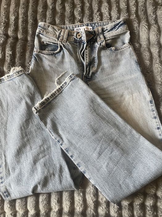 Джинсы zara светлые