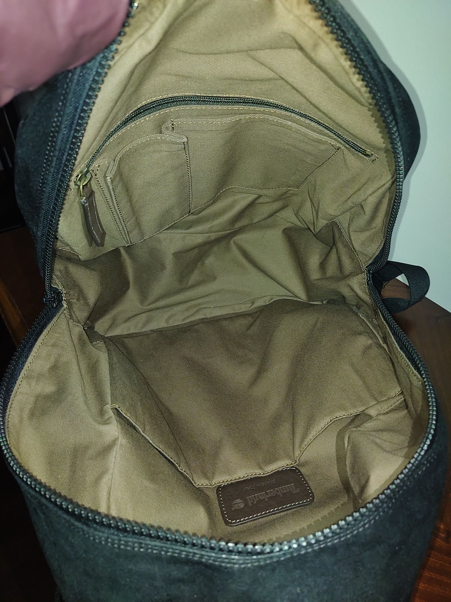 Mochila nova Timberland preta camurça nobuck laptop portatil pc