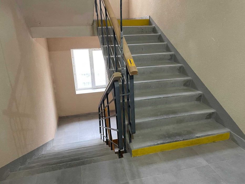 Продаю трехкомнатную квартиру в ЖК Потемкинский и1