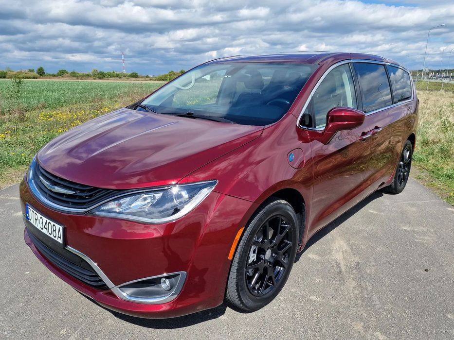 Chrysler Pacifica Hybryda Bordo Felgi - Czarny połysk 19 el. drzwi Perłowy!!