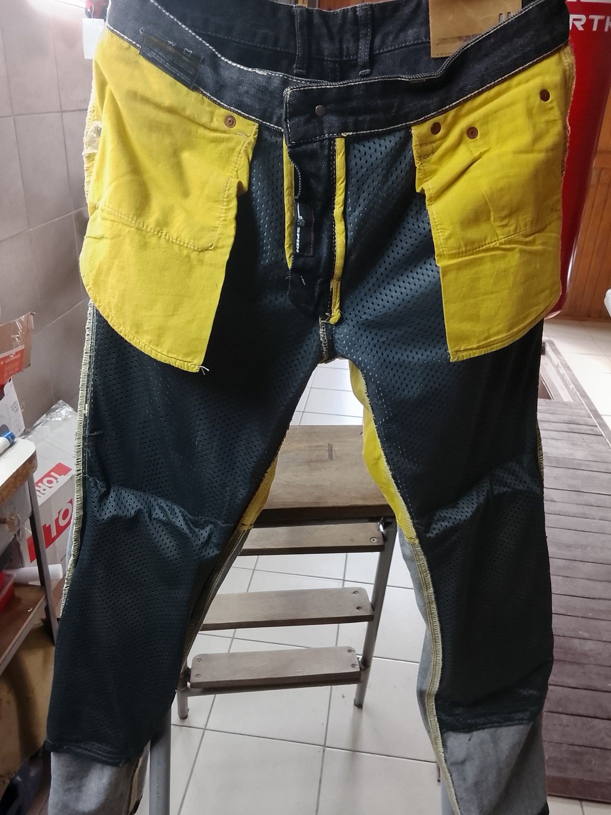 Продам мотоджинсы Spidi,размер 34