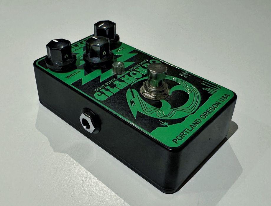 Pedal de Guitarra Mr Black Gilamondo 8-Stage Phaser