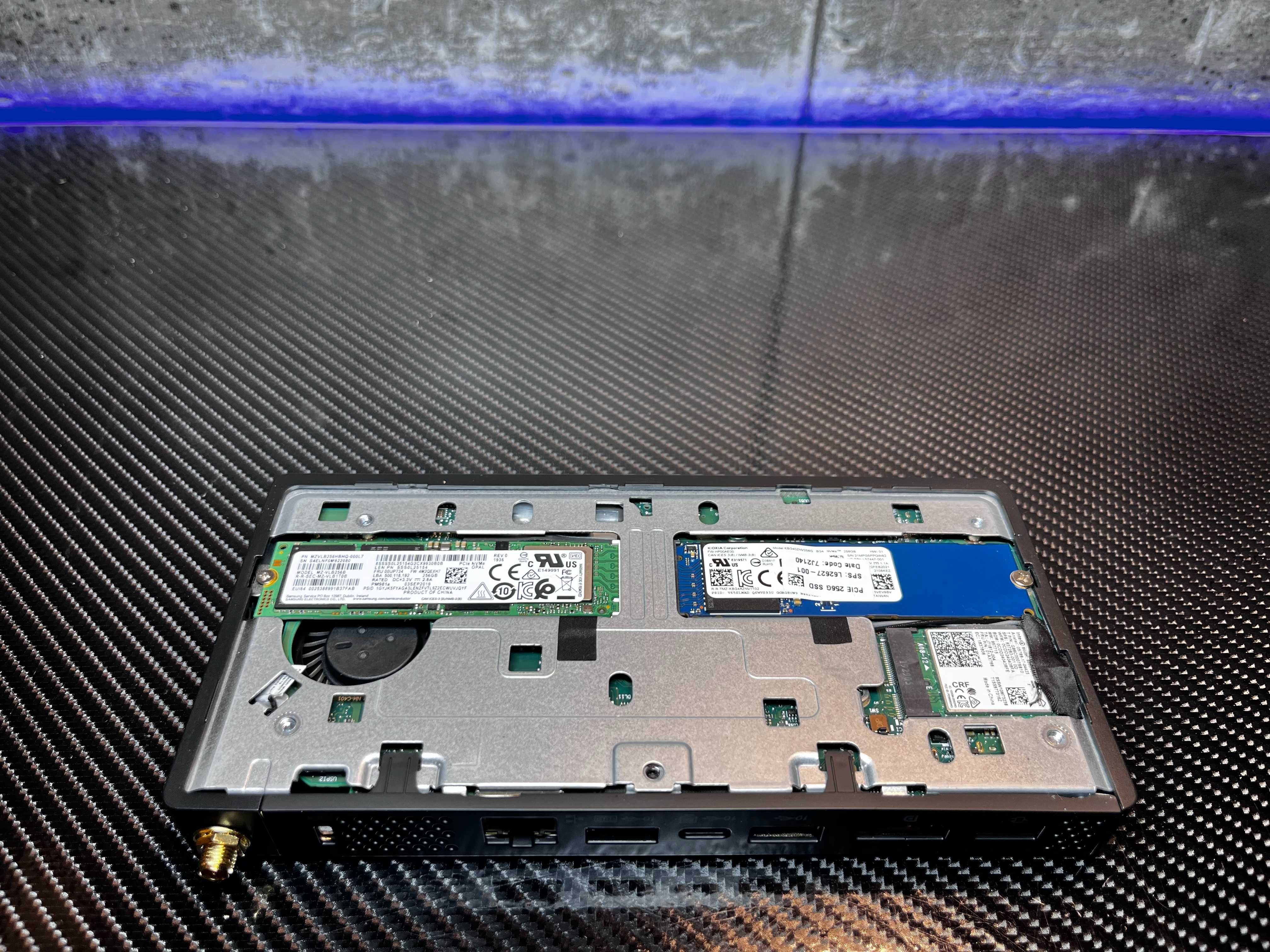 Nano PC Lenovo ThinkCentre M90N-1 | i5-8265U | 512GB SSD NVMe | W11