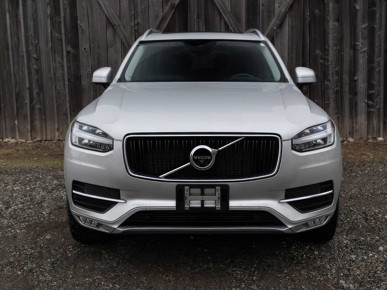 2018 Volvo XC90 T5 Momentum