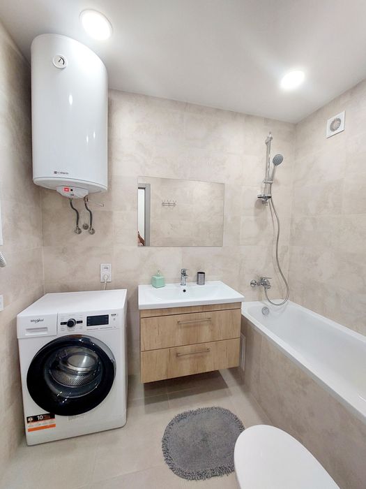 Стильная двухкомнатная, Дафи Запорожское . Шоссе 5