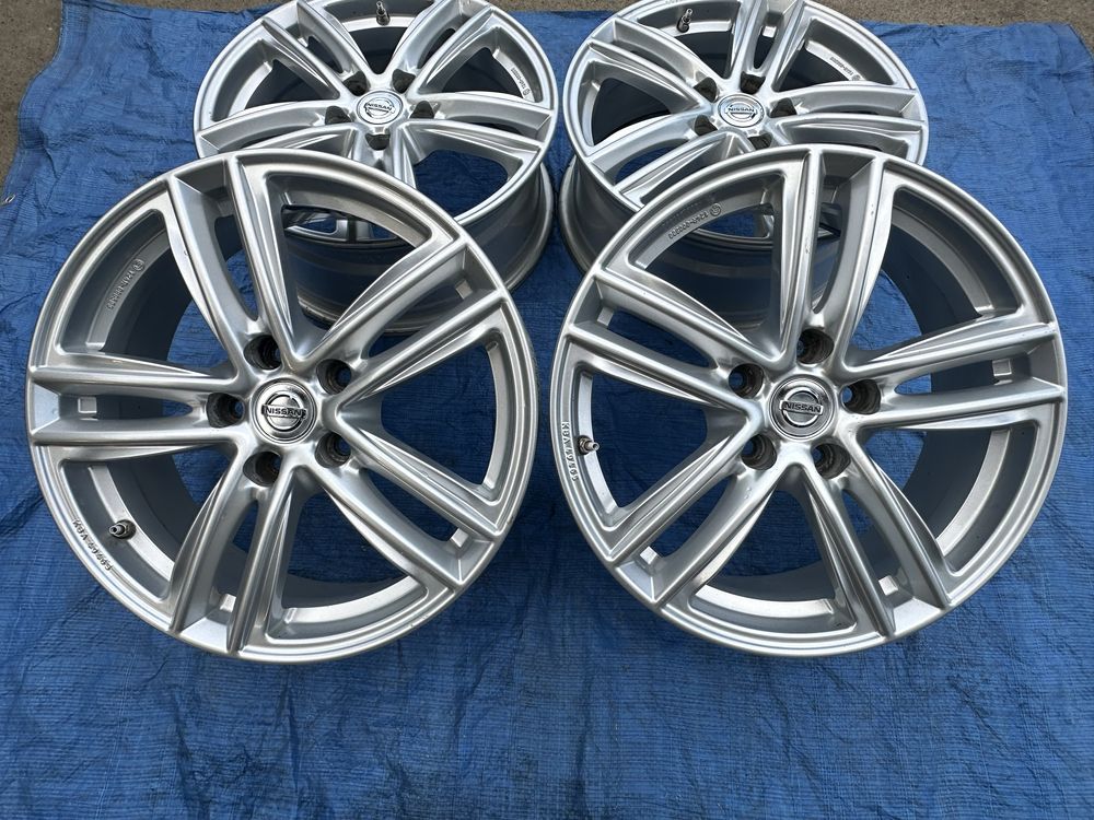 Felgi aluminiowe 17 5x114,3 Nissan Renault Honda Toyota