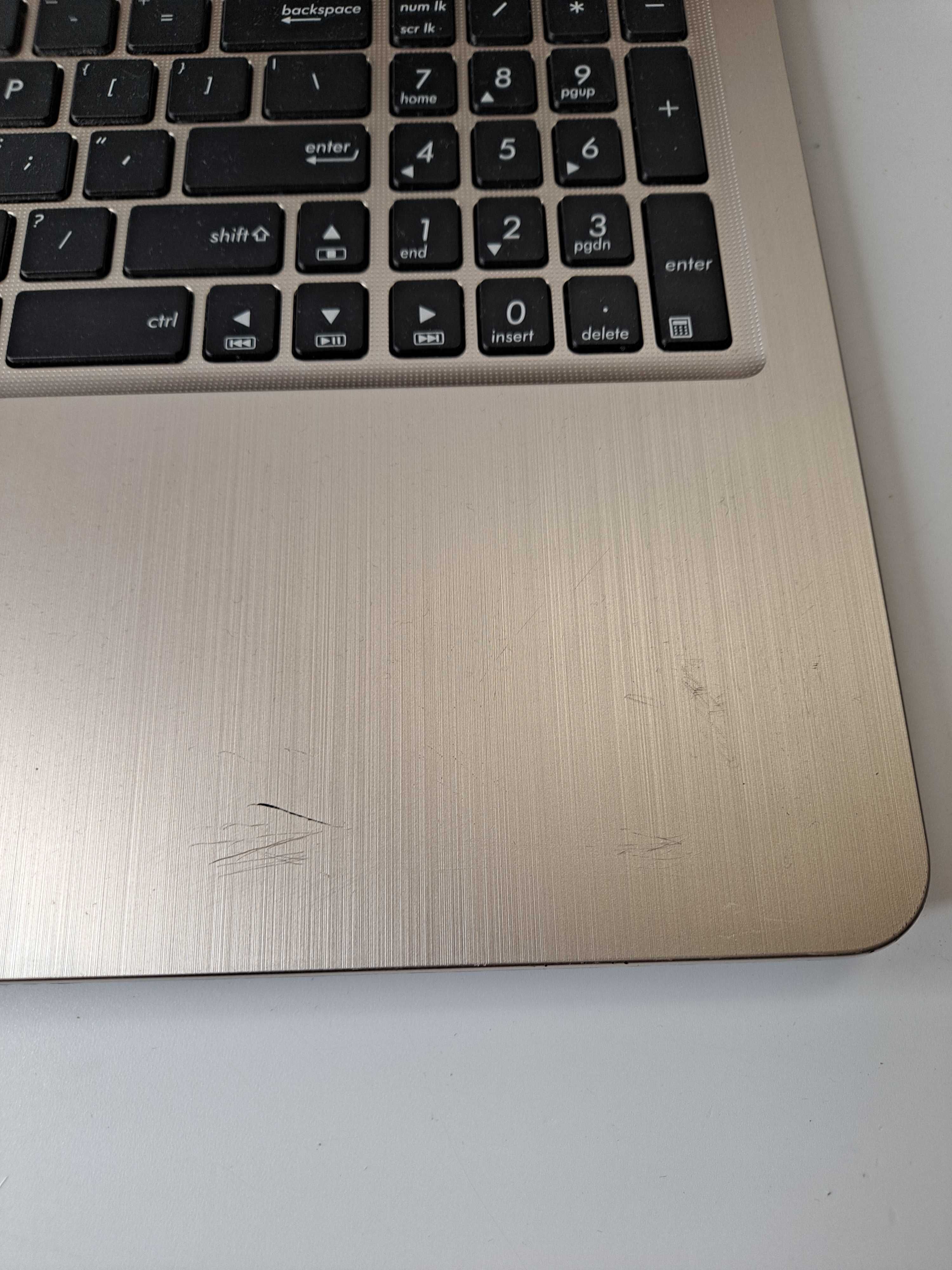 Laptop Asus X540L