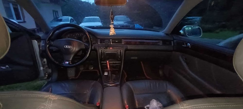 Audi A6C5 2.4 LPG