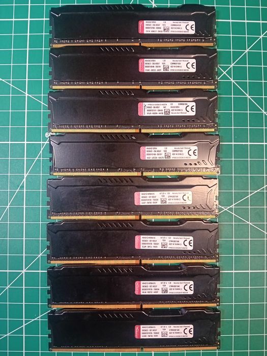 Memória RAM DDR4  Kingston HyperX Fury 4GB