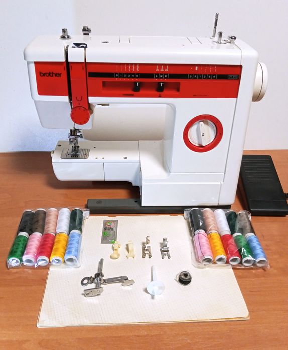 Швейная Brother VX810, Японка, Металл 9 кг, очень точная, настроена