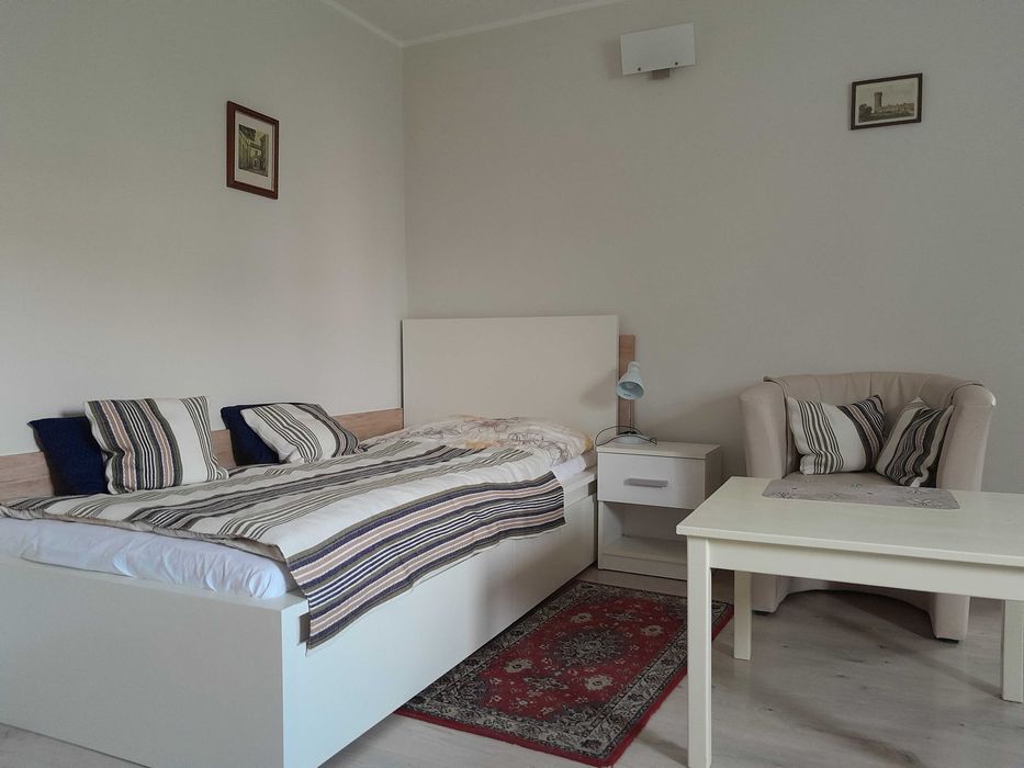 Wynajem mieszkania dla jednej osoby w domu z ogrodem