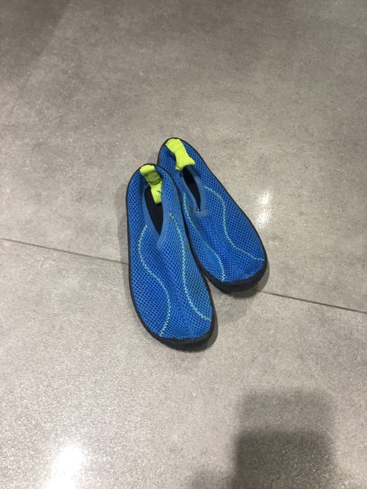 Buty do wody dzieciece rozmiar 30-31, niebieskie. GRATIS, GRATISY.