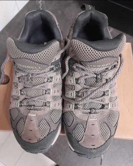 Tenis MERELL como novos