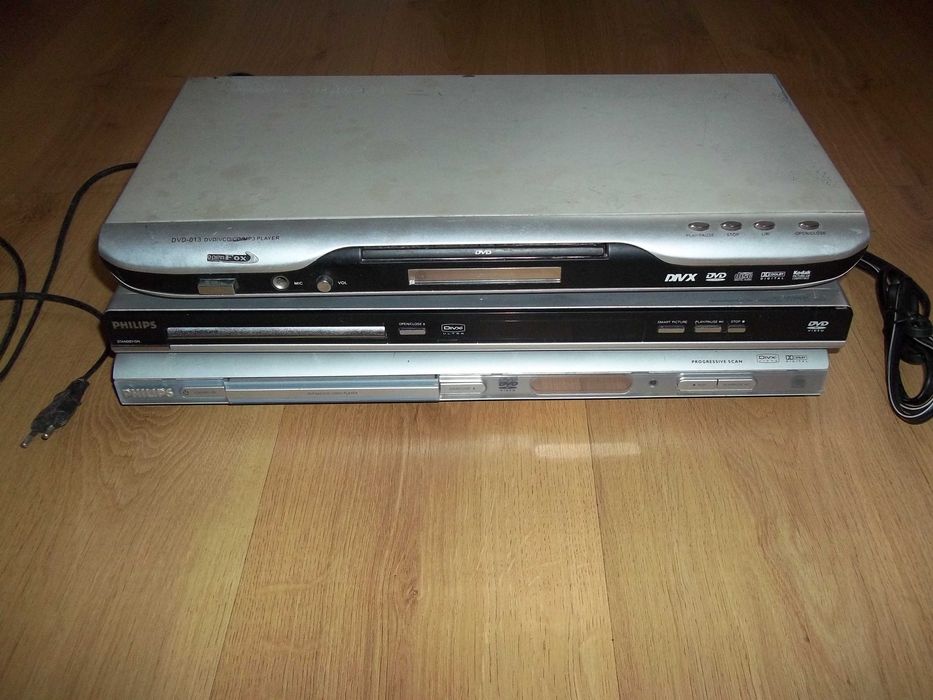 DVD плеер philips.