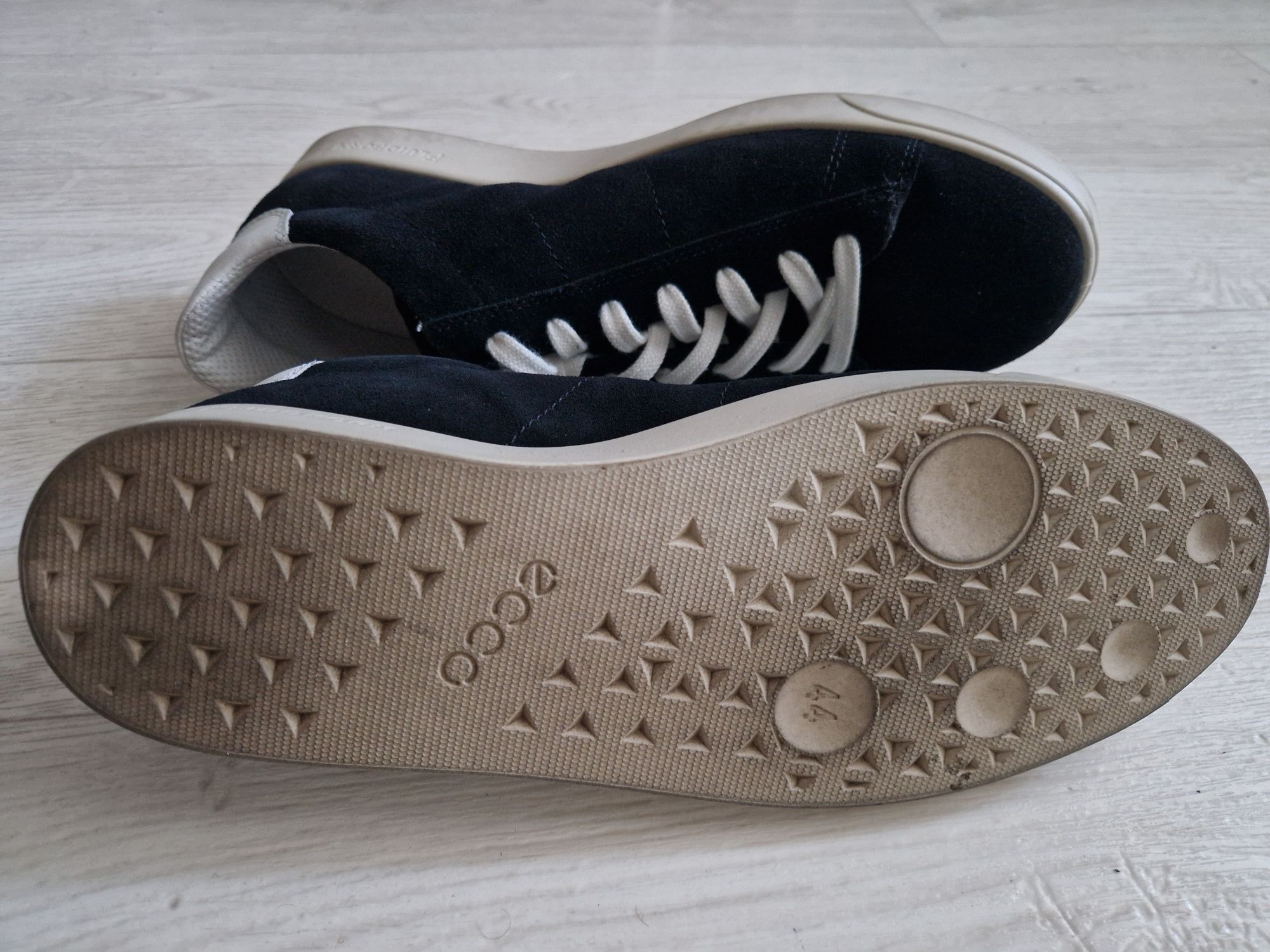 Кросівки Аdidas L'CARVARI ,інше